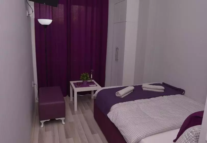 پانسیون Villa Radica