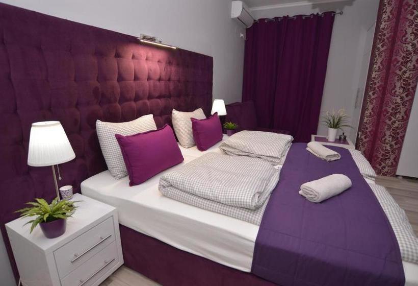 پانسیون Villa Radica