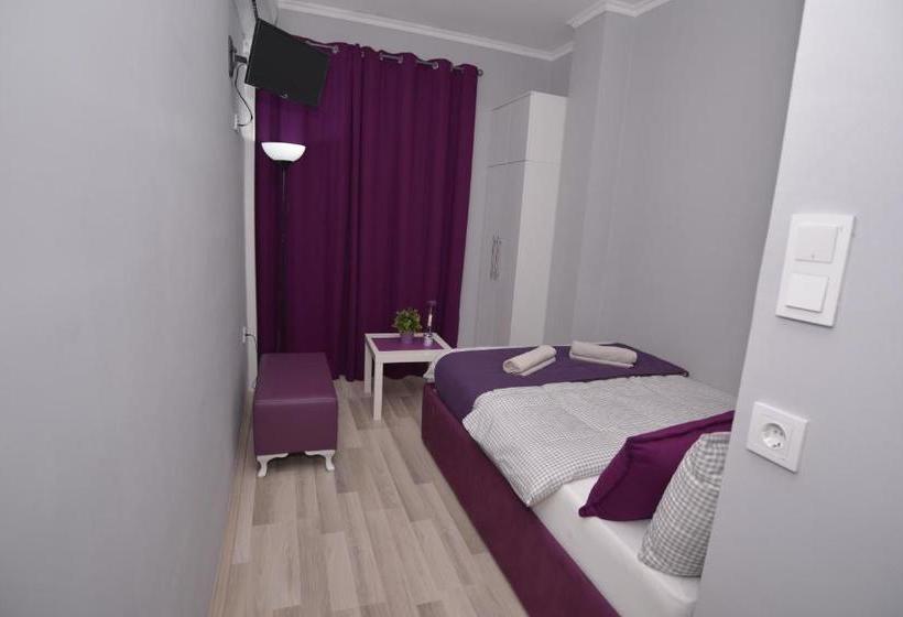 پانسیون Villa Radica