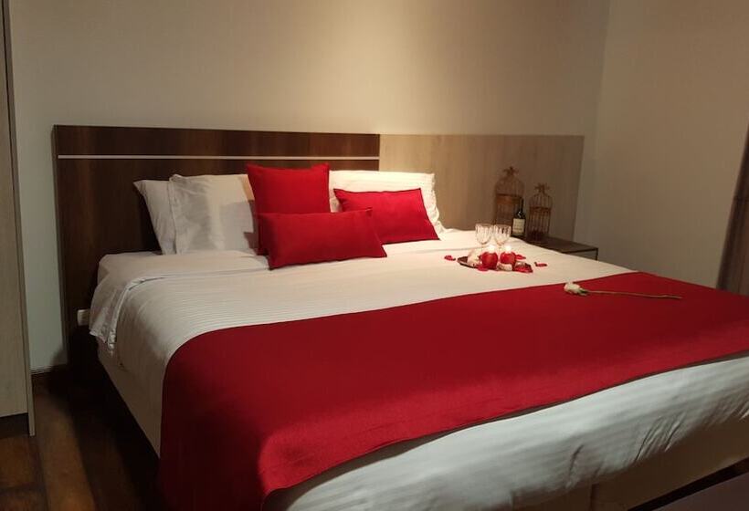 San Blas Hotel & Suites Ecuador