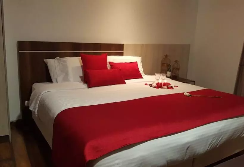 San Blas Hotel & Suites Ecuador