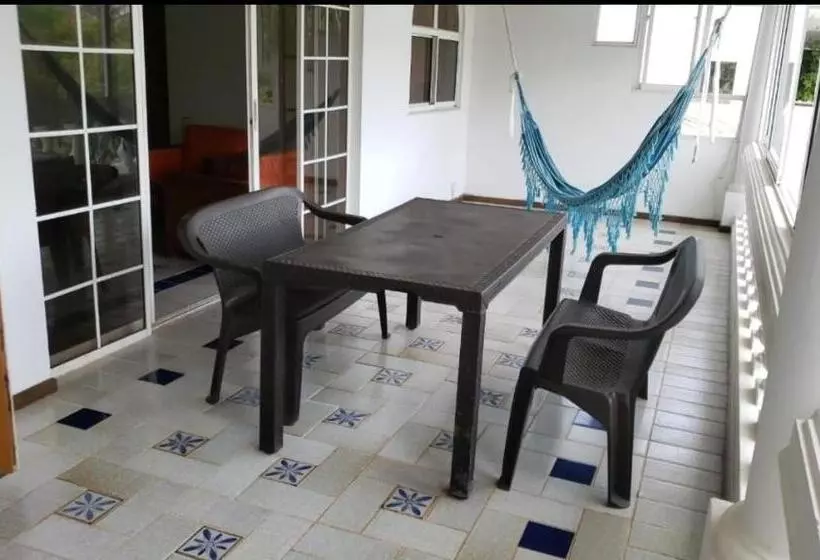 ユースホステル Coral House San Andres