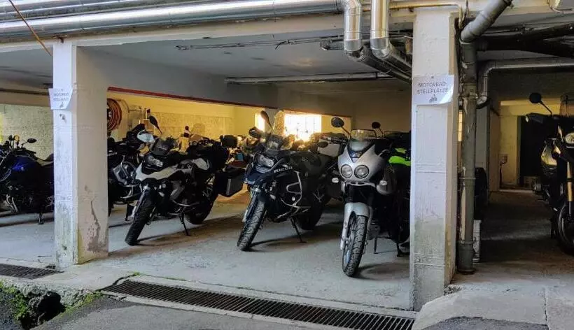 Retkeilymaja Gasthof Fleischerei Engl