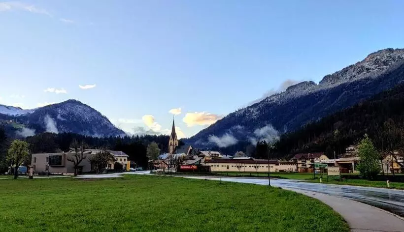 Retkeilymaja Gasthof Fleischerei Engl