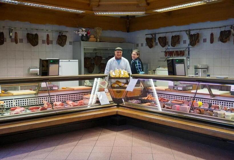 Retkeilymaja Gasthof Fleischerei Engl