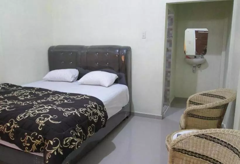 پانسیون Welcome To Wisma Sunrise Guest House 10 Minutes By Walking To The Big Fruit Market