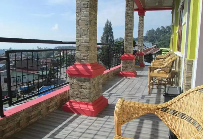 پانسیون Welcome To Wisma Sunrise Guest House 10 Minutes By Walking To The Big Fruit Market