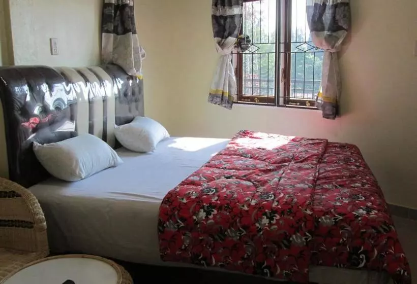 پانسیون Welcome To Wisma Sunrise Guest House 10 Minutes By Walking To The Big Fruit Market