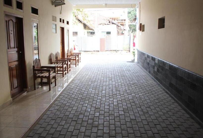 Pansiyon De Ibeel Guesthouse