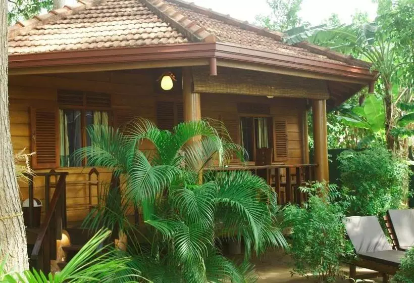 پانسیون Eden Reverie Deluxe Rooms And Spa