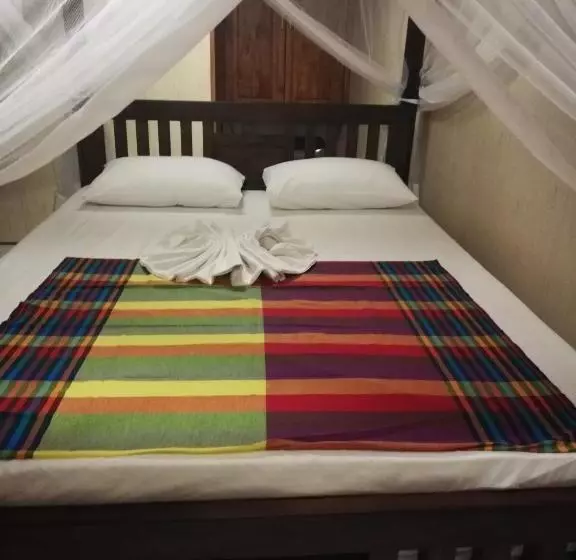 پانسیون Eden Reverie Deluxe Rooms And Spa