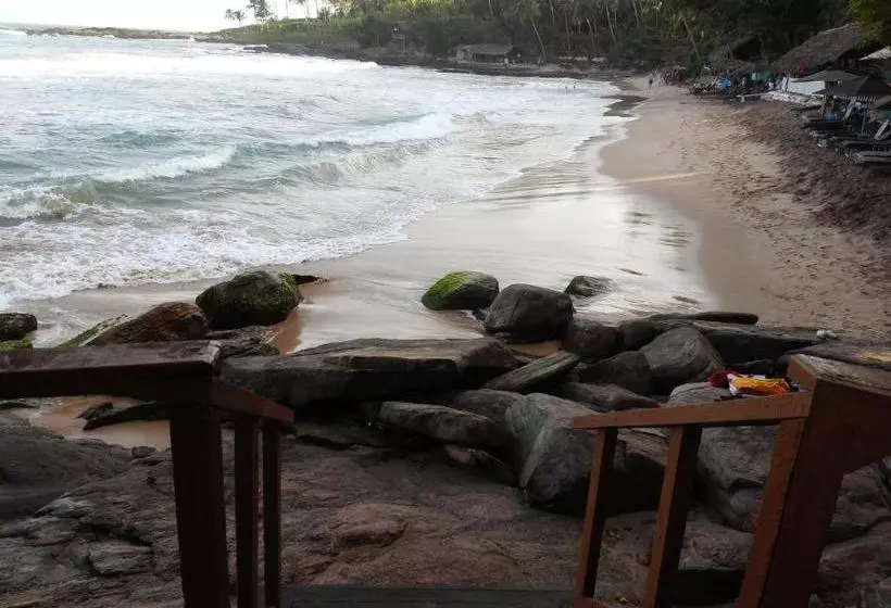 پانسیون Eden Reverie Deluxe Rooms And Spa