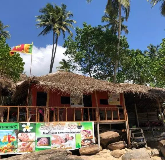 پانسیون Eden Reverie Deluxe Rooms And Spa