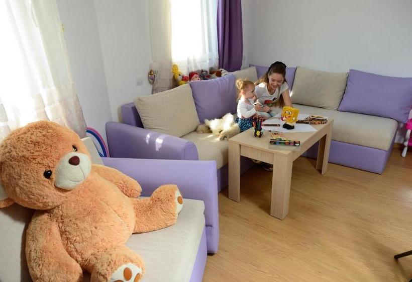 膳宿费 Guest House Nocturno