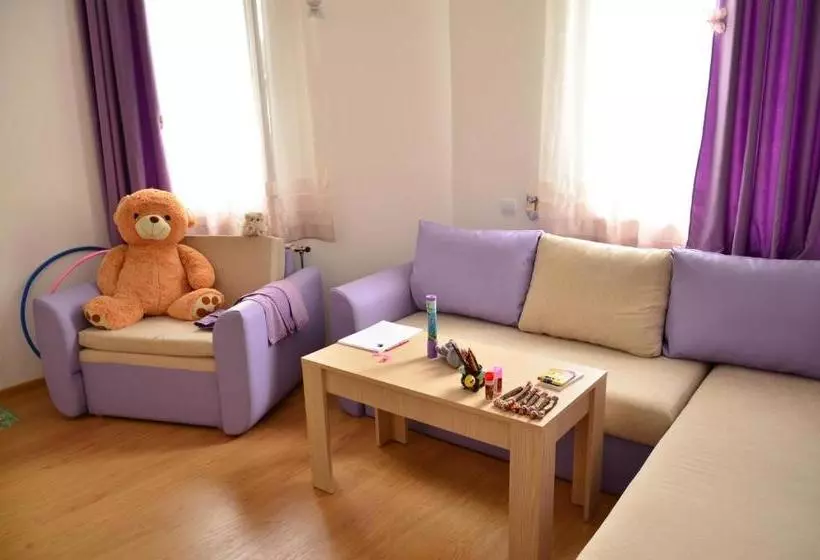 Majatalo Guest House Nocturno