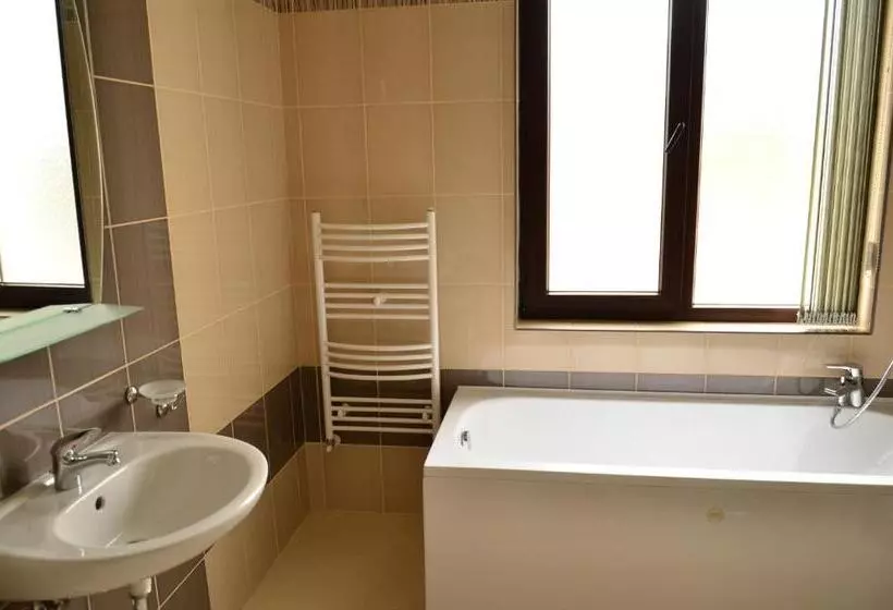 Majatalo Guest House Nocturno