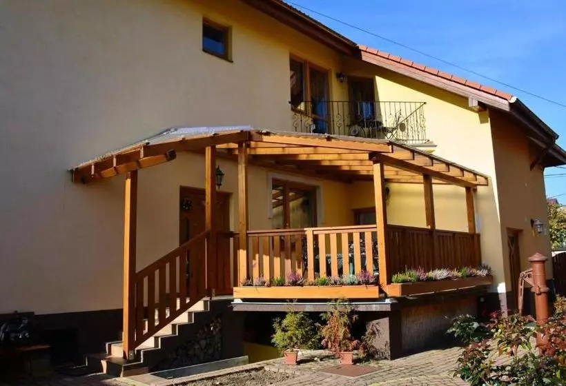 پانسیون Guest House Penzión Milka
