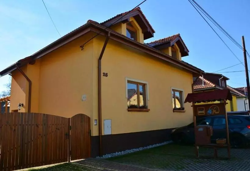 پانسیون Guest House Penzión Milka