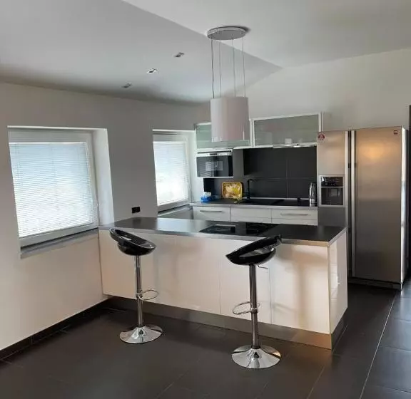 پانسیون Penzion Fajn