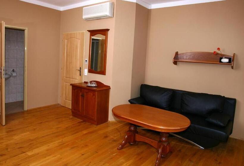 بنسيون Penzion Fajn