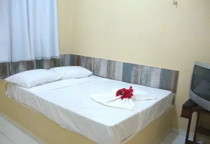 ペンション Pousada O Tabuleiro