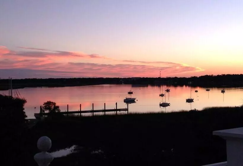 ユースホステル Anchorage 1770