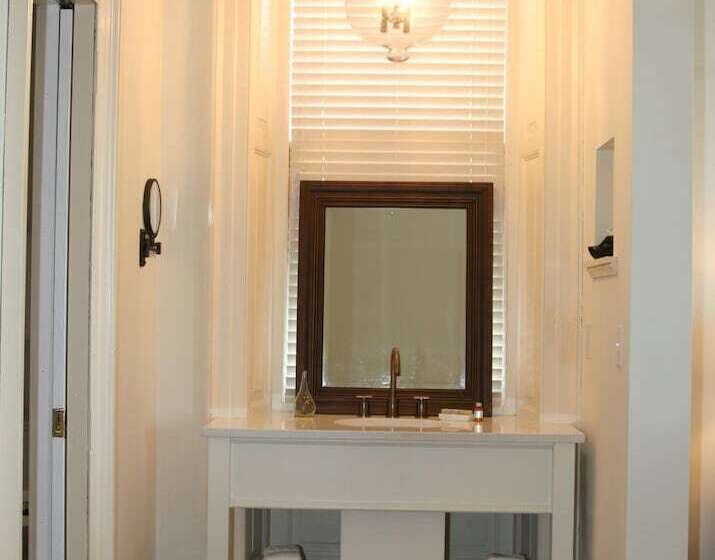 Общежитие Anchorage 1770