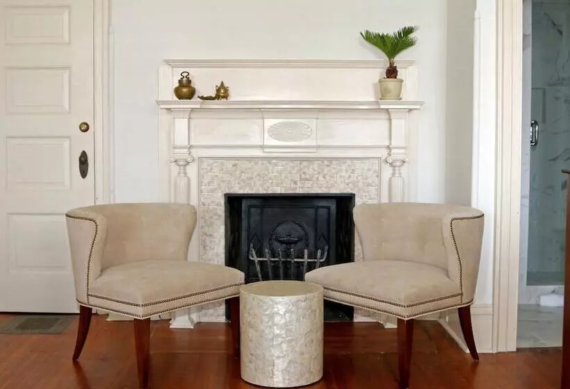 ユースホステル Anchorage 1770