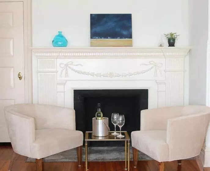 ユースホステル Anchorage 1770