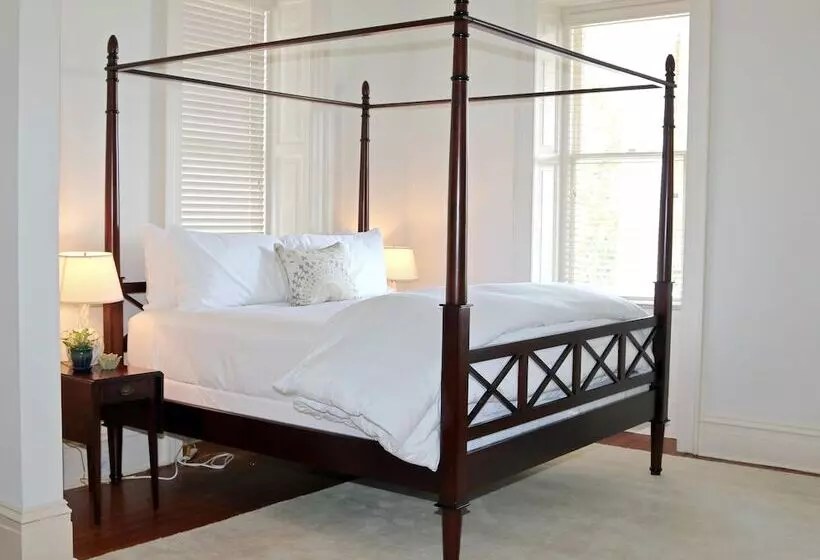 ユースホステル Anchorage 1770