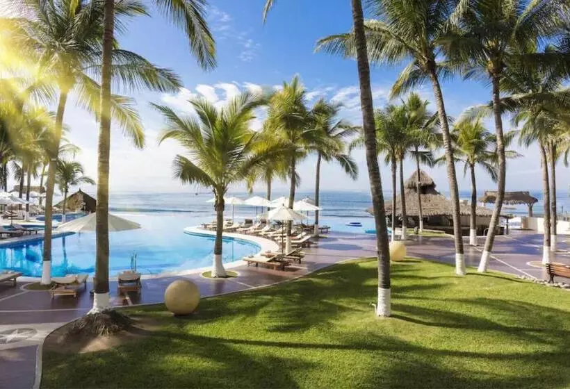 Condo At Krystal Grand Resort