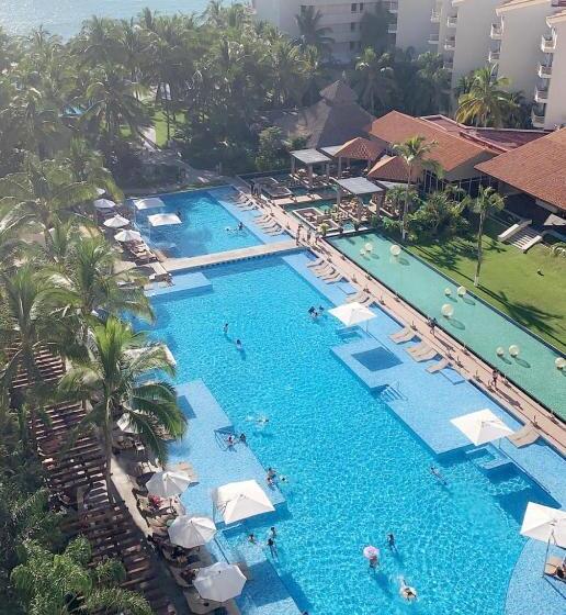 Condo At Krystal Grand Resort