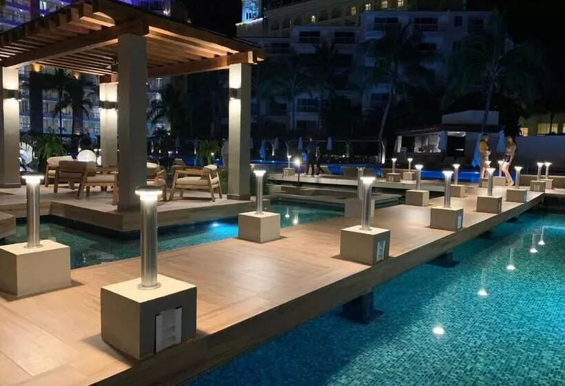 Condo At Krystal Grand Resort