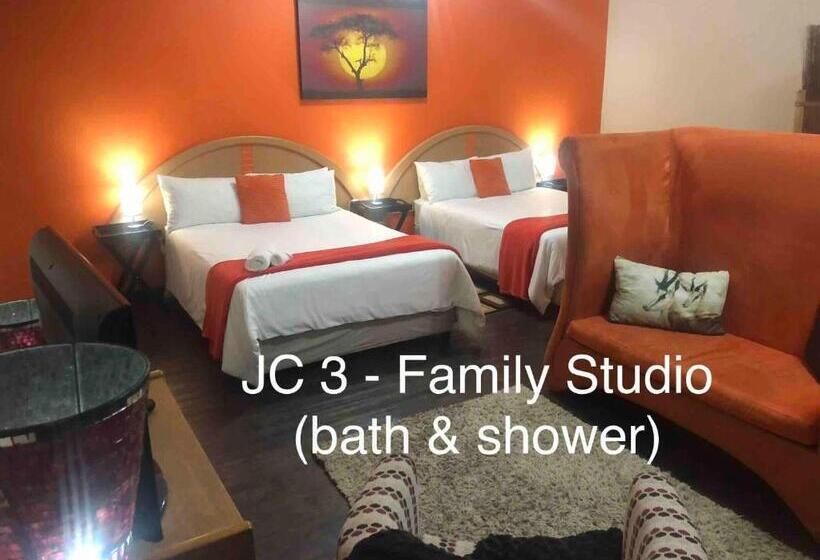 פנסיון Jc Studios Ermelo