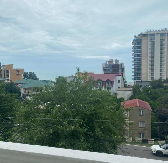 פנסיון Badu Guest House