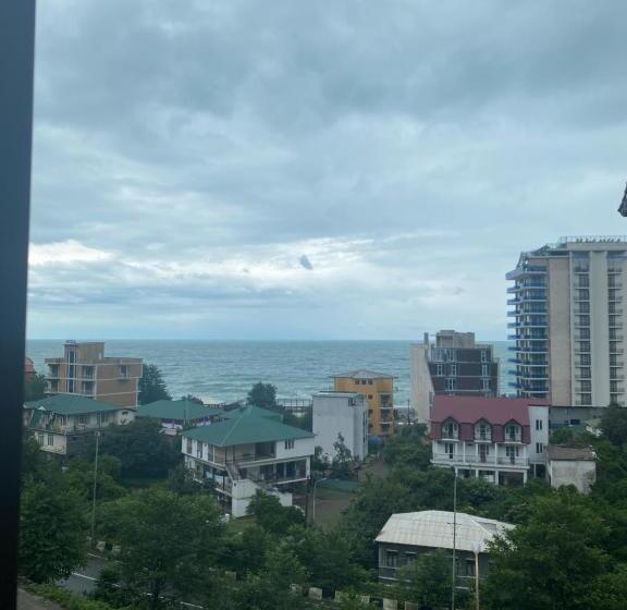 פנסיון Badu Guest House