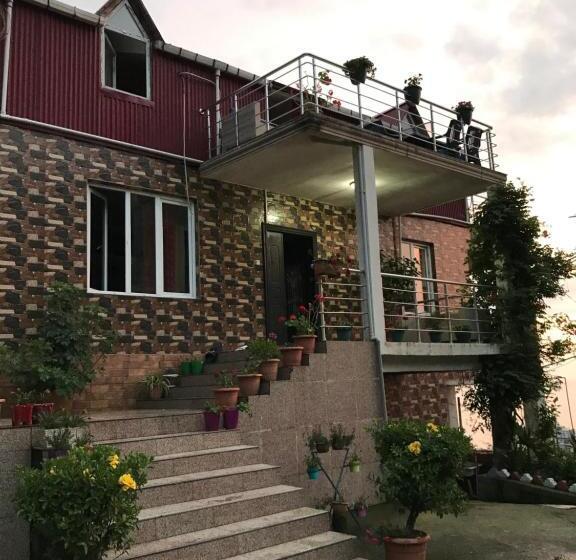 پانسیون Guest House In Gonio