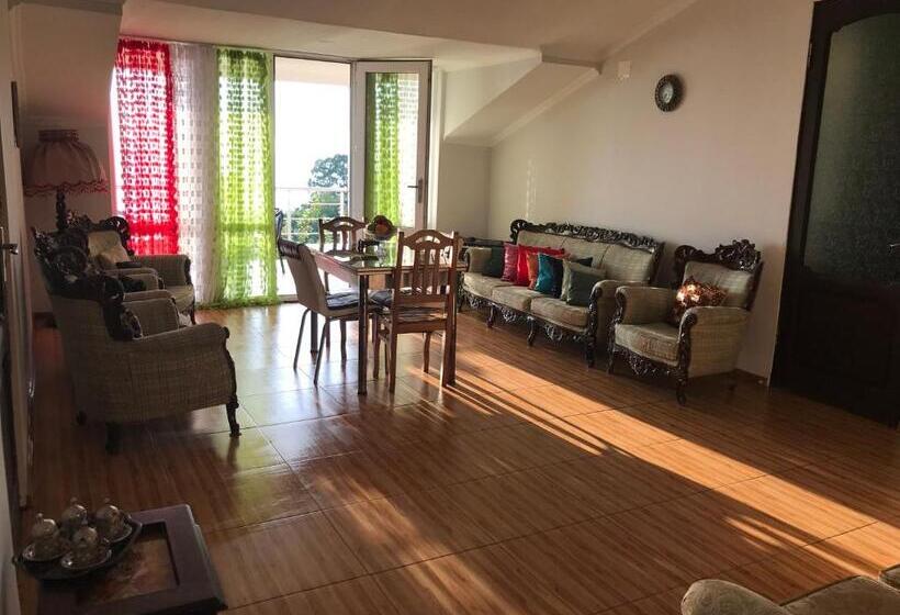 پانسیون Guest House In Gonio