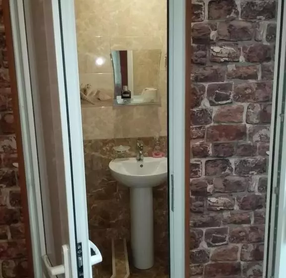 پانسیون Guest House Medea