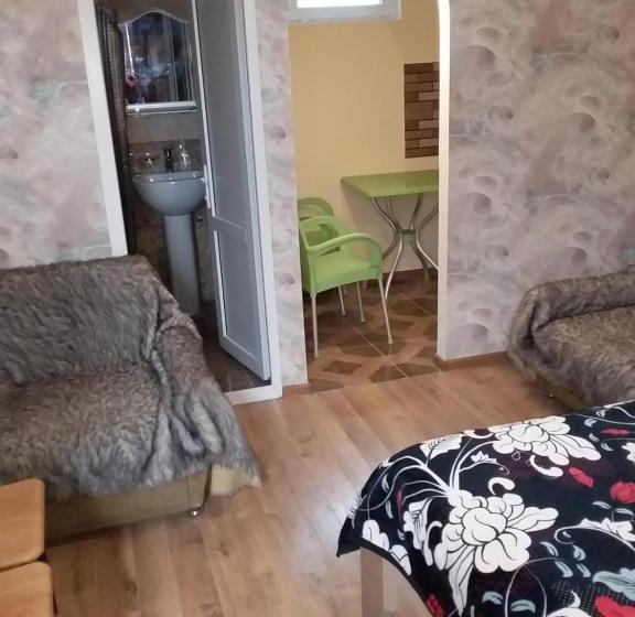 پانسیون Guest House Medea