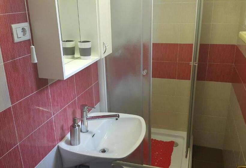 پانسیون Love 2 Solkan