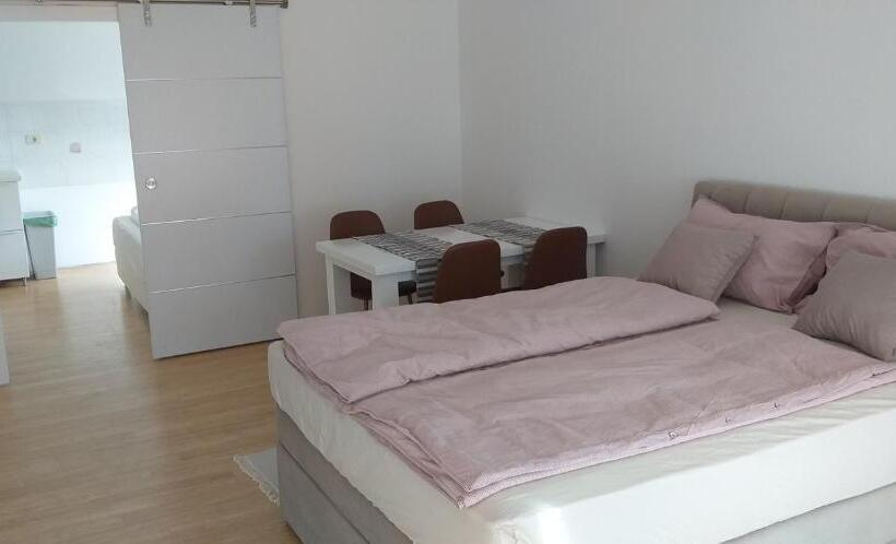 پانسیون Love 2 Solkan