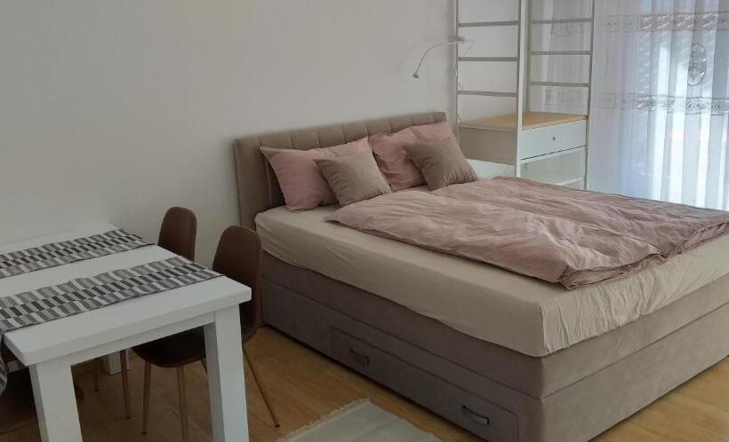 پانسیون Love 2 Solkan