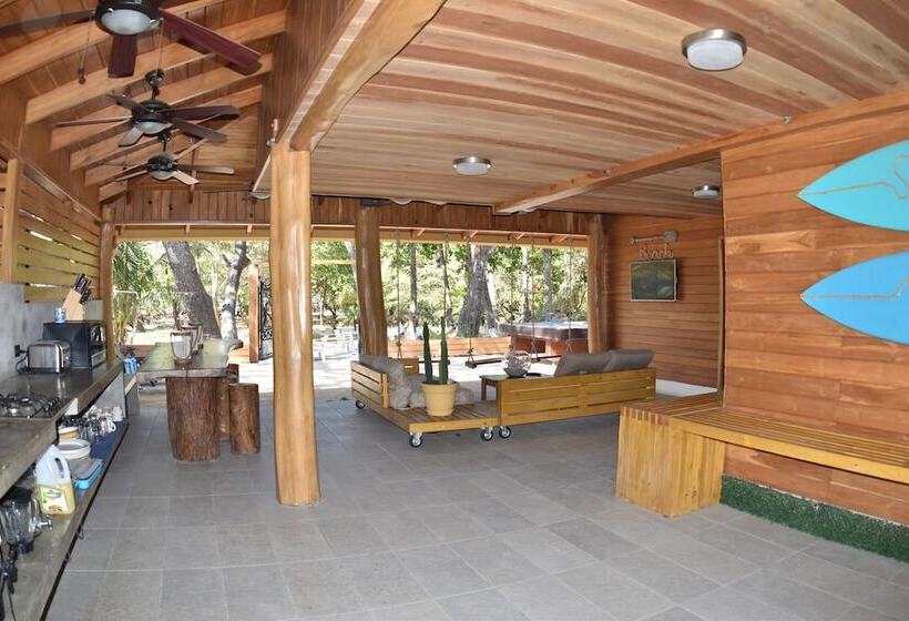 Casa Aura: Beachfront Premium Hostel