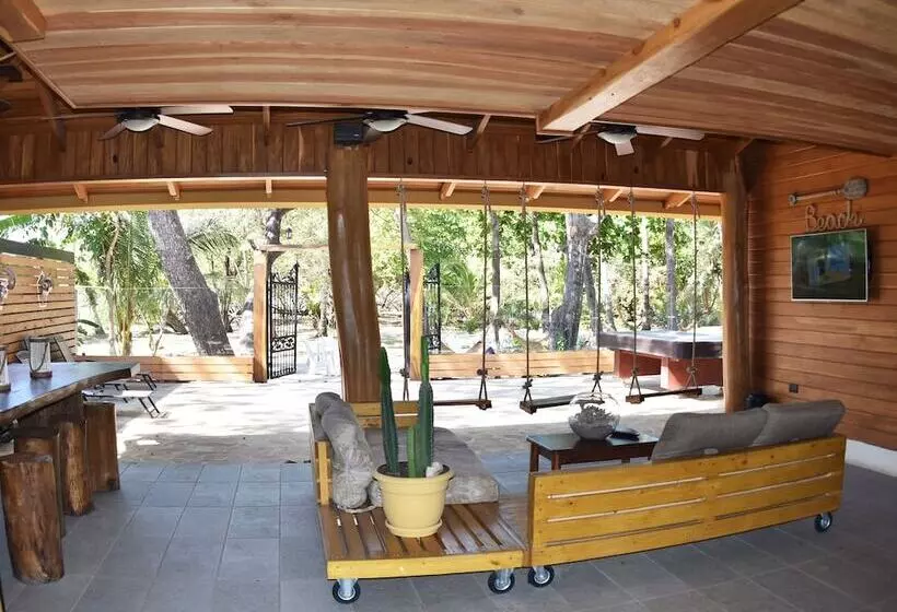 Casa Aura: Beachfront Premium Hostel