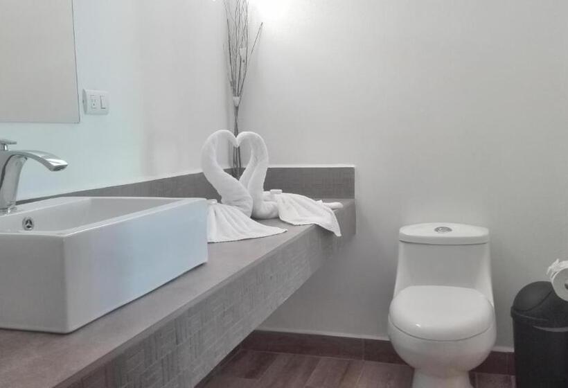 پانسیون Cahuita Inn