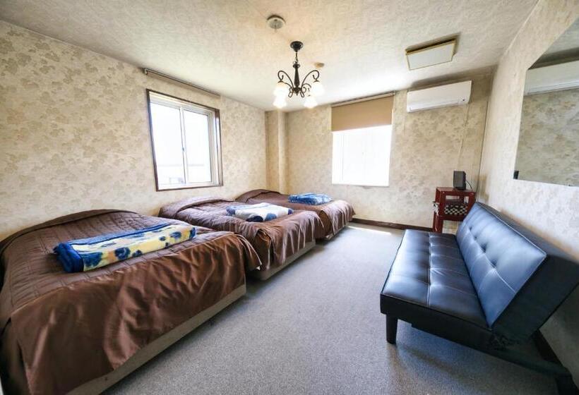 פנסיון Camelot