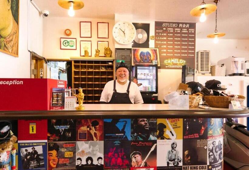 פנסיון Camelot