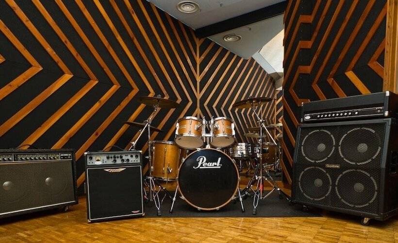 פנסיון Camelot