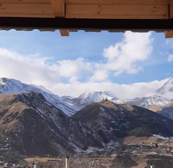 پانسیون Guesthouse Andro Burduli